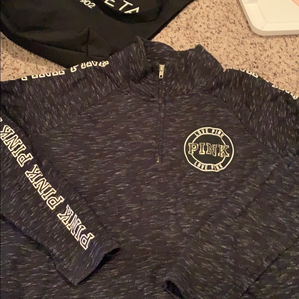 vs quarter zip